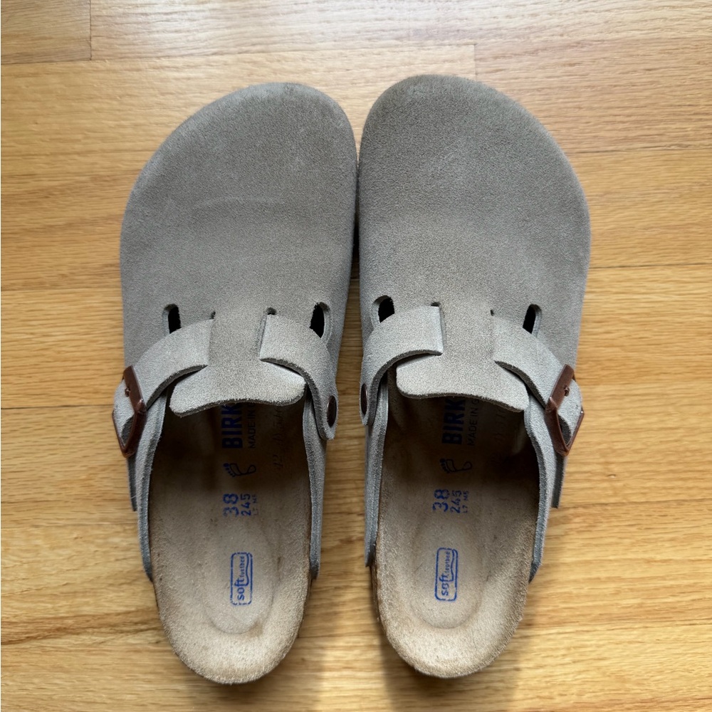 Birkenstock Boston Taupe Suede Clogs Size 38 - Like New Worn Once!